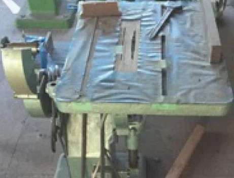 昇降盤（軸傾斜あり・なし）の外観