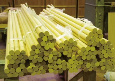 スプルース丸棒