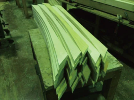 桟のR付きカット